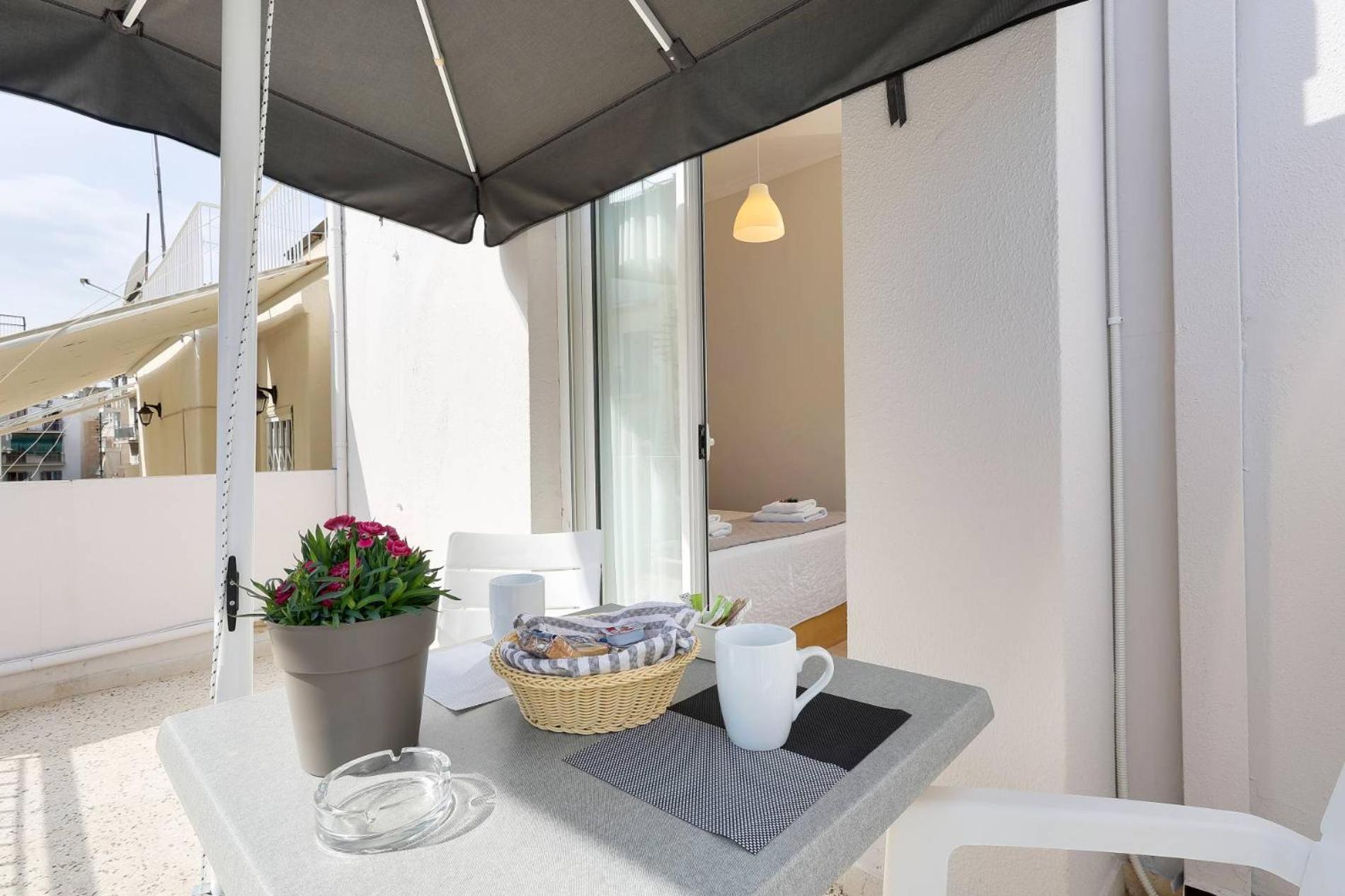 Silver Athens Double Room With Balcony Exterior photo